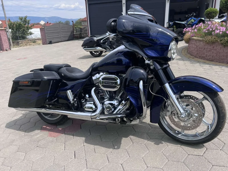 Harley-Davidson CVO, снимка 3 - Мотоциклети и мототехника - 52190936