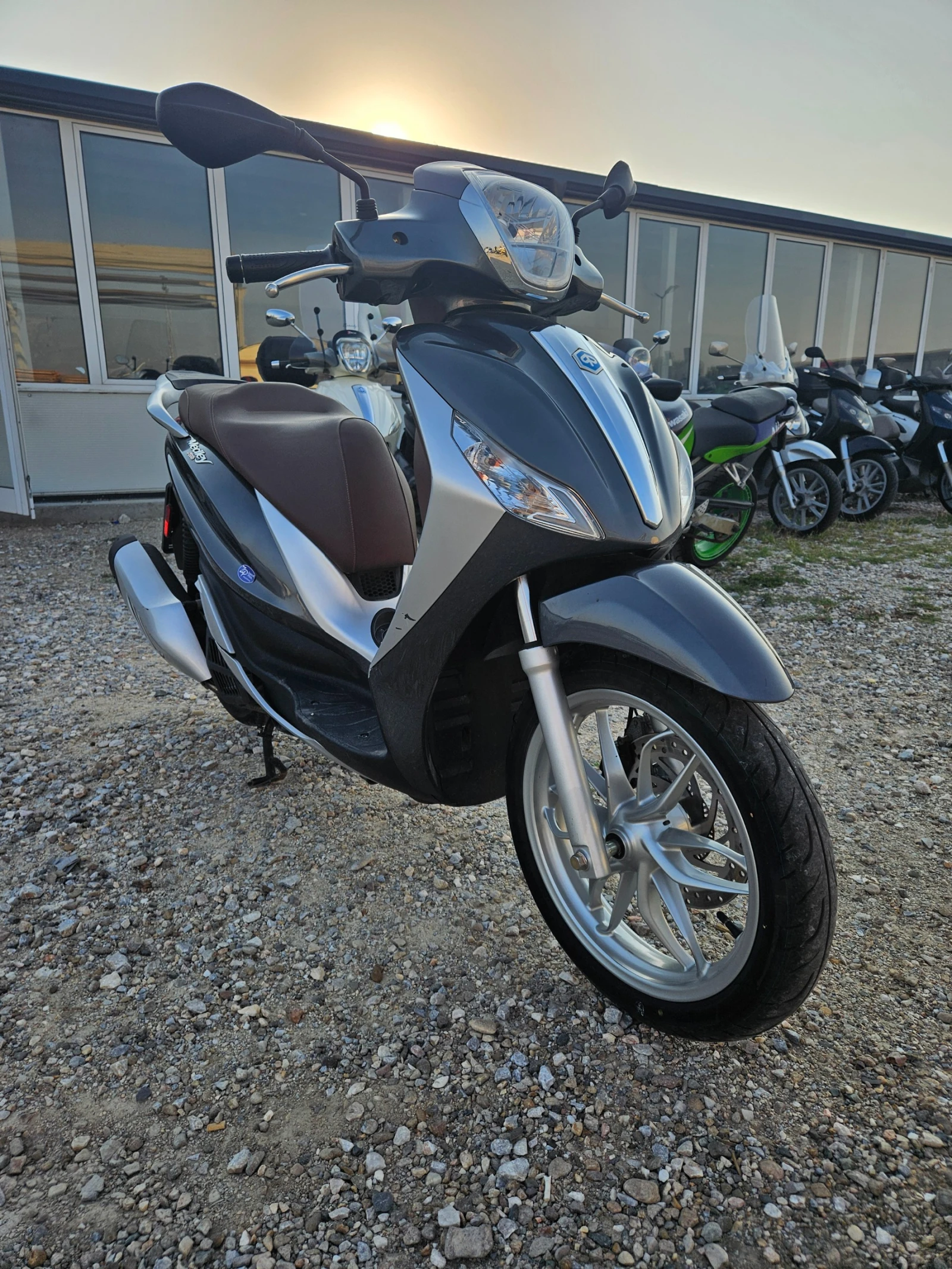Piaggio Medley   | Mobile.bg   1