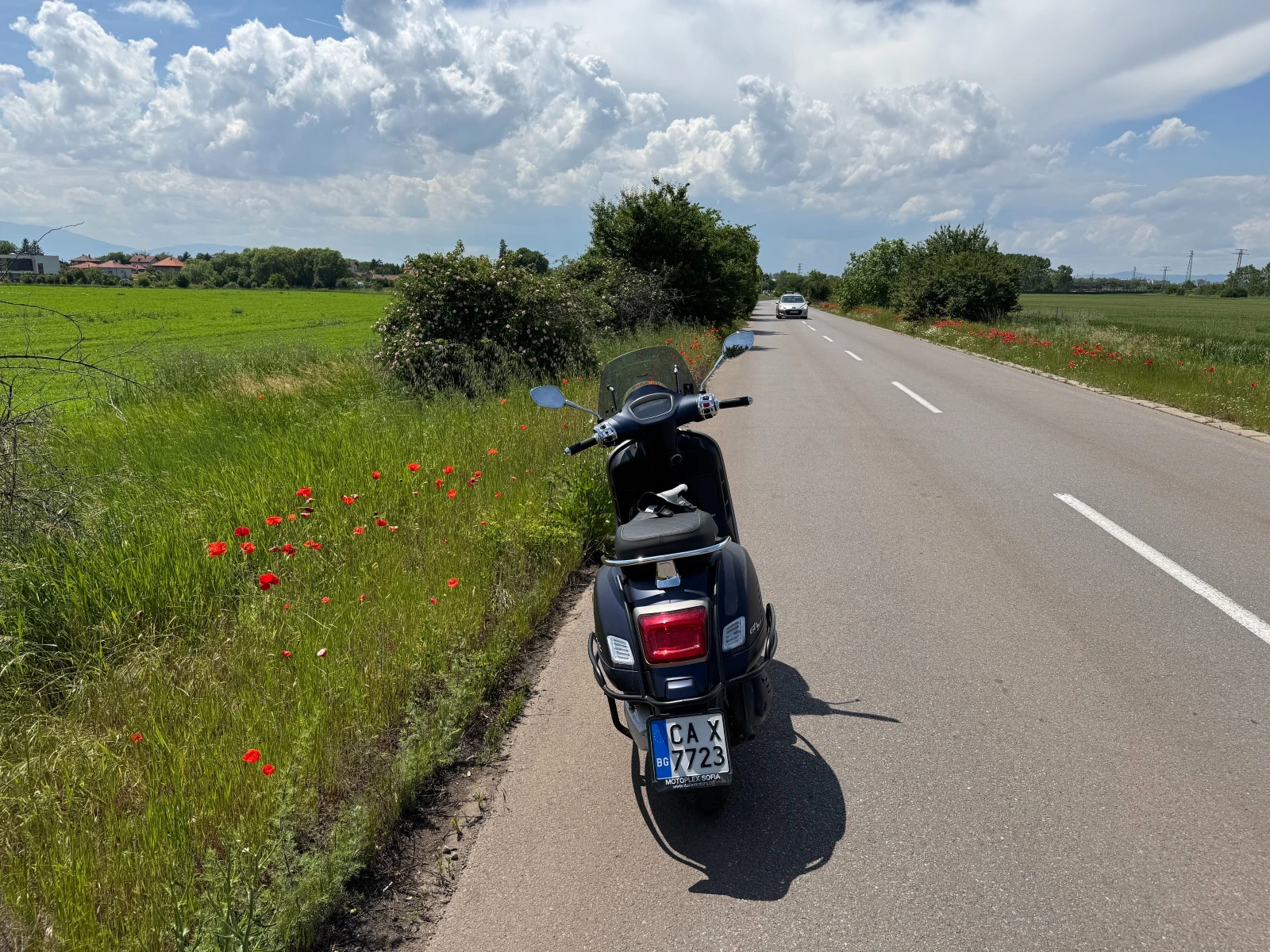 Vespa GTS 300  SuperTech - Blu Energico, снимка 2 - Мотоциклети и мототехника - 55784956