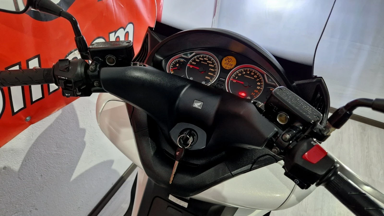 Honda Silver Wing 400, снимка 10 - Мотоциклети и мототехника - 54665916
