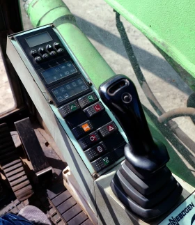 Багер Sennebogen 825, снимка 14