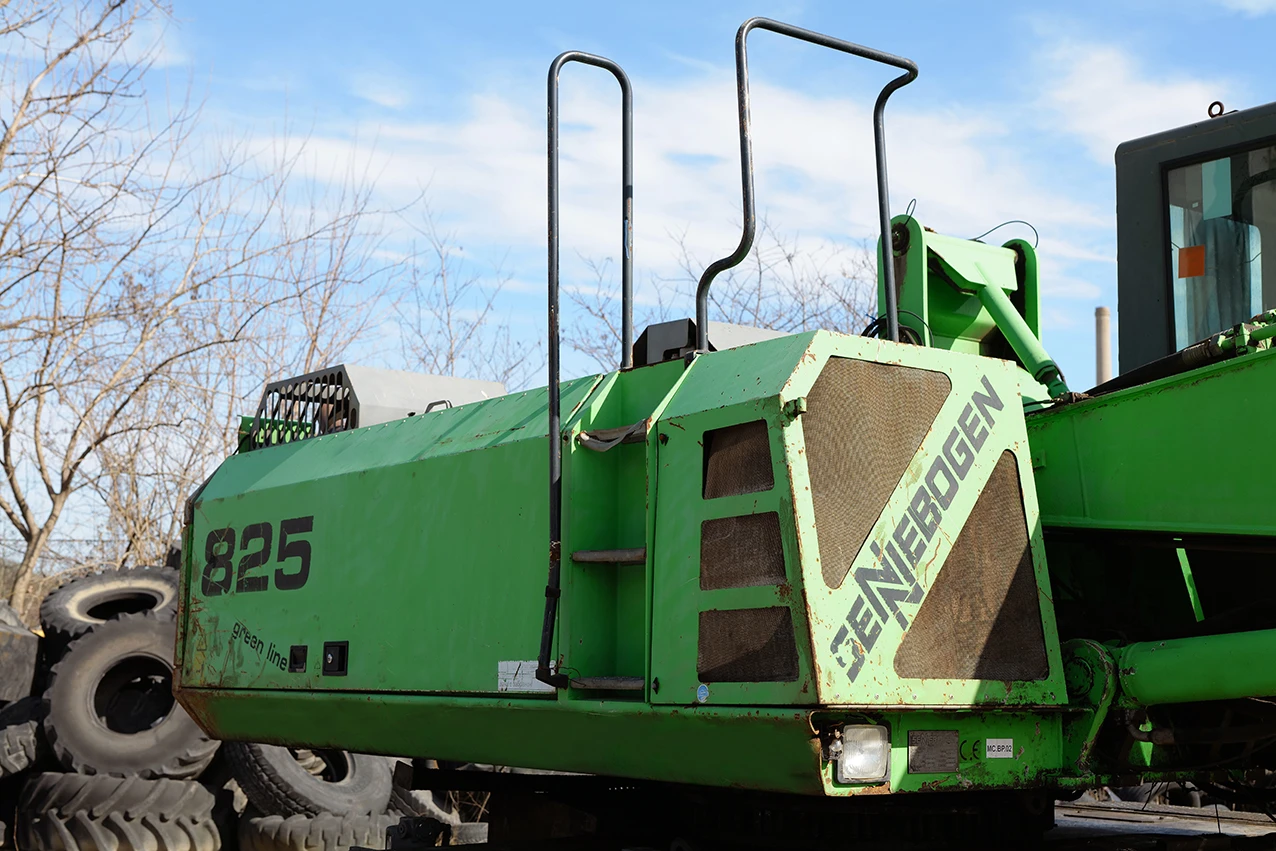 Багер Sennebogen 825, снимка 7 - Индустриална техника - 54049036