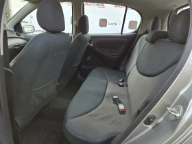 Toyota Yaris 1.3vvti-87кс= 154.000км= КЛИМАТИК, снимка 9