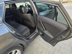 Toyota Avensis 2.2 D4-D 150кс, Keyless, Executive, снимка 8