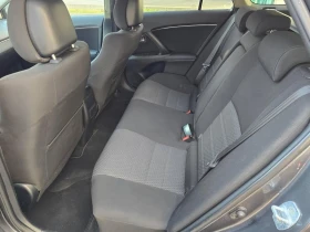 Toyota Avensis 2.2 D4-D 150кс, Keyless, Executive, снимка 10