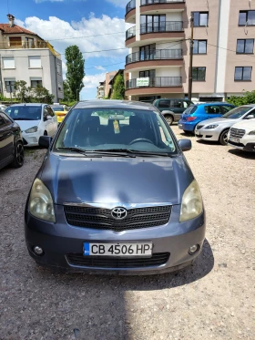 Toyota Corolla verso, снимка 2