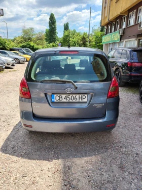 Toyota Corolla verso, снимка 4
