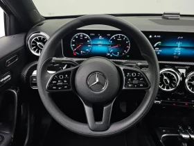 Mercedes-Benz A 220 Sedan, снимка 14