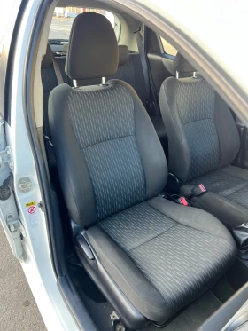 Toyota Yaris 1.0i, снимка 9