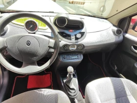 Renault Twingo 1.Ръка, 53000км, климатроник - 2800 € / 5476.32 лв. - 87520232 9