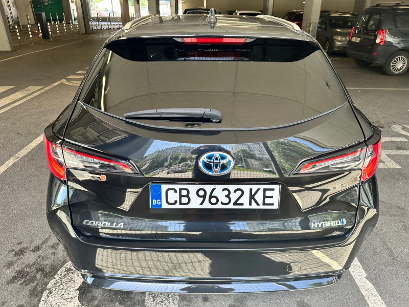 Toyota Corolla Хибрид, снимка 4 - Автомобили и джипове - 45669476