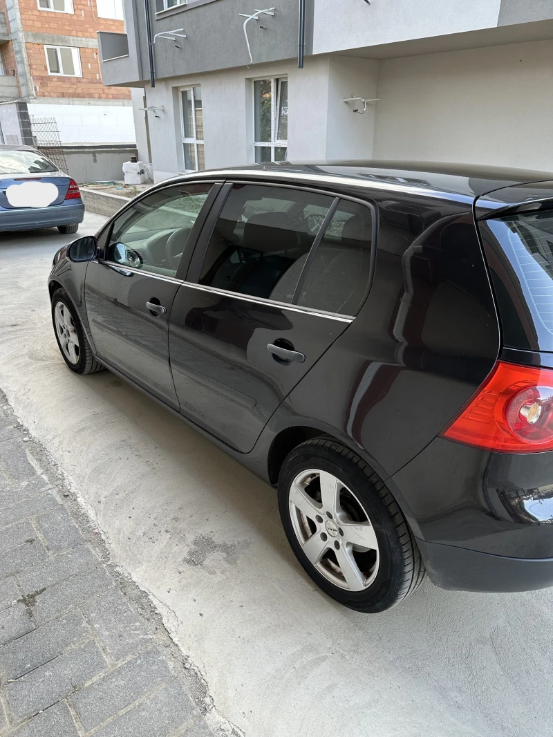 VW Golf mk5, снимка 4 - Автомобили и джипове - 47474036