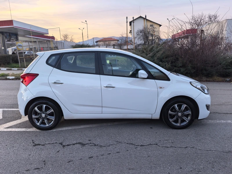 Hyundai Ix20, снимка 6 - Автомобили и джипове - 48400664