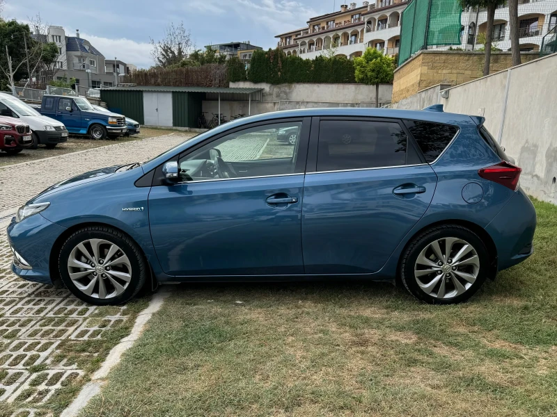 Toyota Auris HYBRID* LUNA* КЛИМАТРОНИК* ПЪРВИ СОБСТВЕНИК, снимка 5 - Автомобили и джипове - 49232389