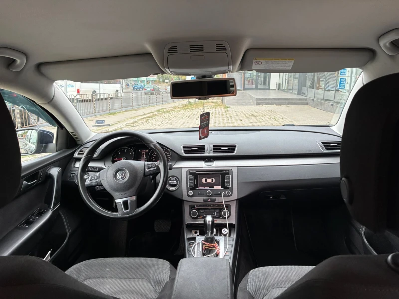 VW Passat VW Passat 2.0TDI 140kc DSG Top, снимка 9 - Автомобили и джипове - 52243033