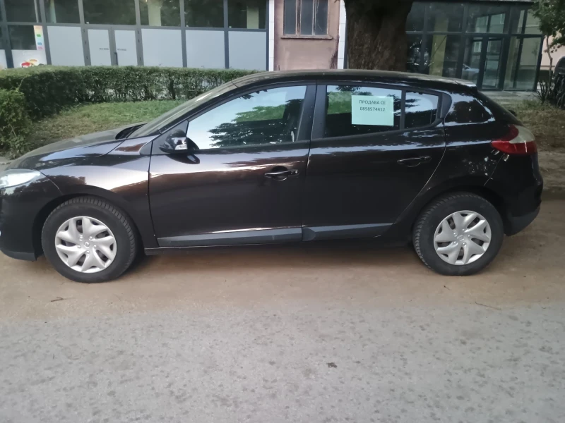Renault Megane, снимка 3 - Автомобили и джипове - 52285322