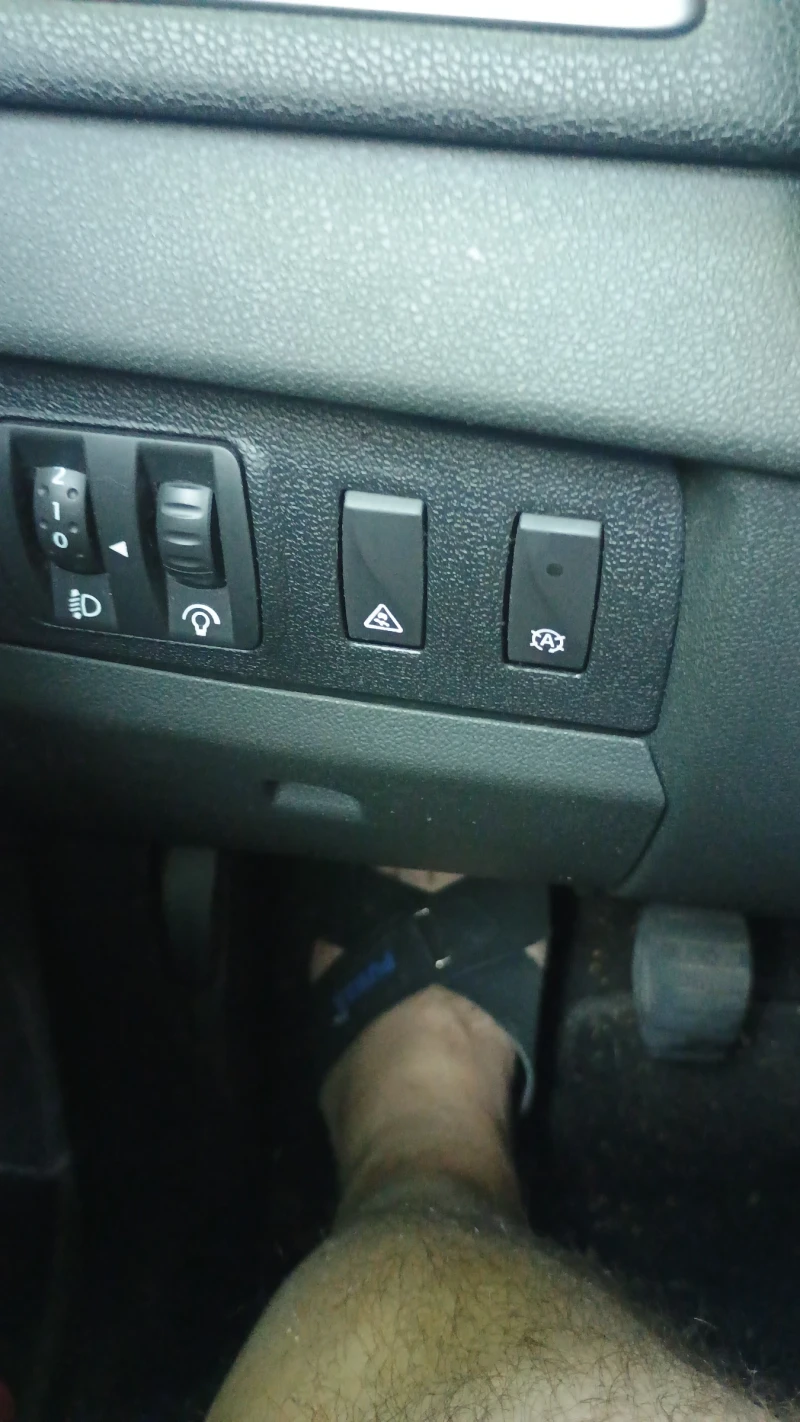 Renault Megane, снимка 9 - Автомобили и джипове - 52285322