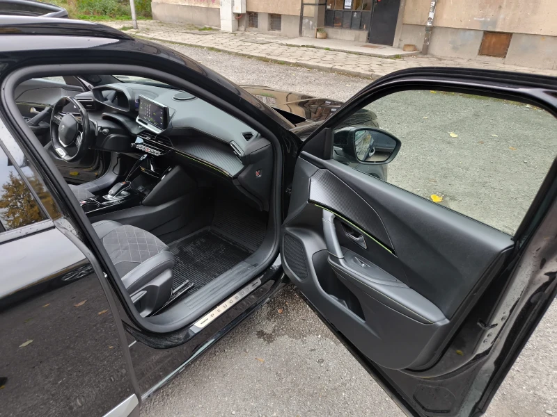 Peugeot 2008 1.5 hdi 131 GT  Гаранционна!, снимка 9 - Автомобили и джипове - 52323610