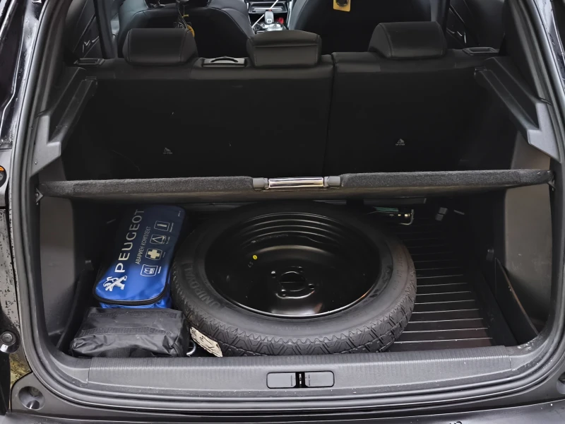Peugeot 2008 1.5 hdi 131 GT  Гаранционна!, снимка 6 - Автомобили и джипове - 52323610