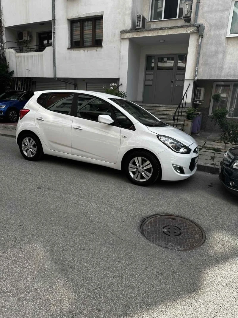 Hyundai I20, снимка 6 - Автомобили и джипове - 52534598