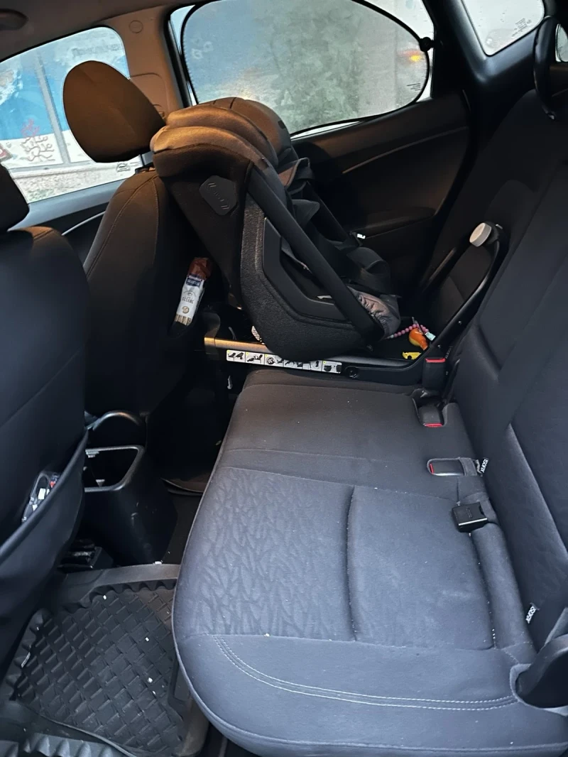 Hyundai I20, снимка 5 - Автомобили и джипове - 52534598