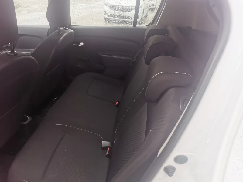 Dacia Sandero 1.0 AGU, снимка 3 - Автомобили и джипове - 52891717