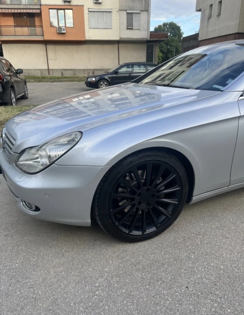 Mercedes-Benz CLS 500, снимка 3 - Автомобили и джипове - 53160420