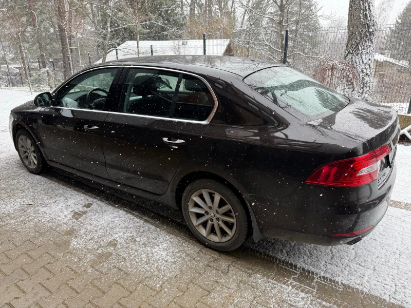 Skoda Superb бизнес, снимка 2 - Автомобили и джипове - 53328856