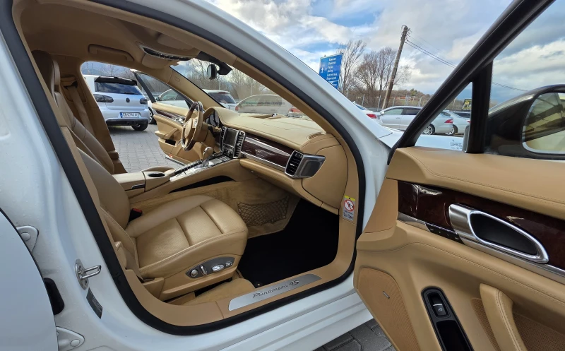 Porsche Panamera ЛИЗИНГ, снимка 11 - Автомобили и джипове - 53462236