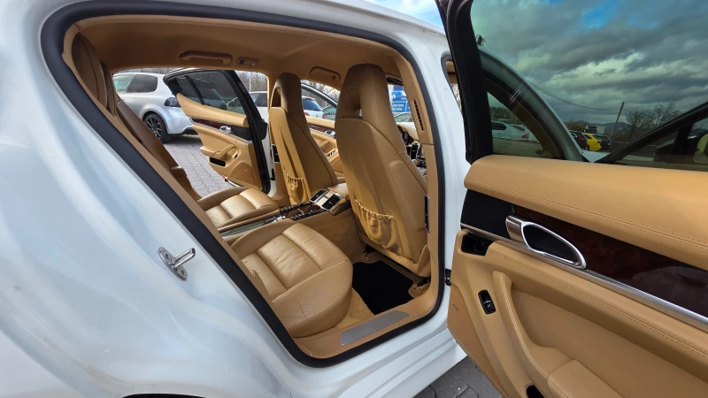Porsche Panamera ЛИЗИНГ, снимка 12 - Автомобили и джипове - 53462236