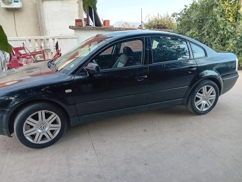 VW Passat, снимка 4 - Автомобили и джипове - 53477861