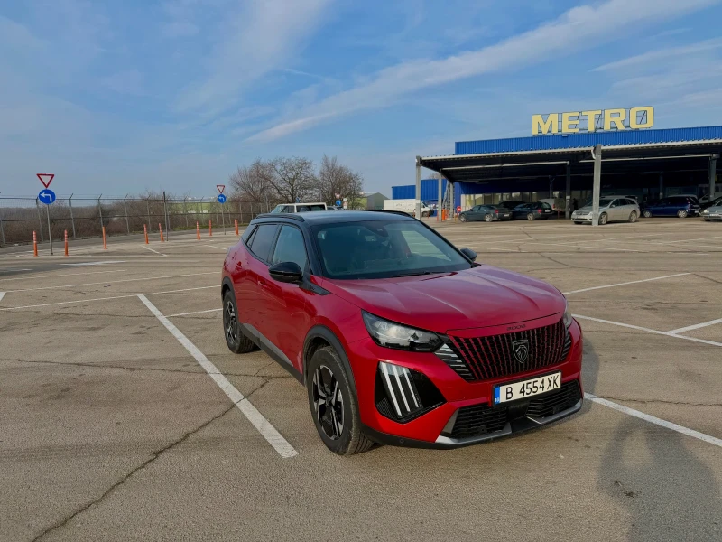 Peugeot 2008 GT / EAT8 / 2024, снимка 2 - Автомобили и джипове - 53565727