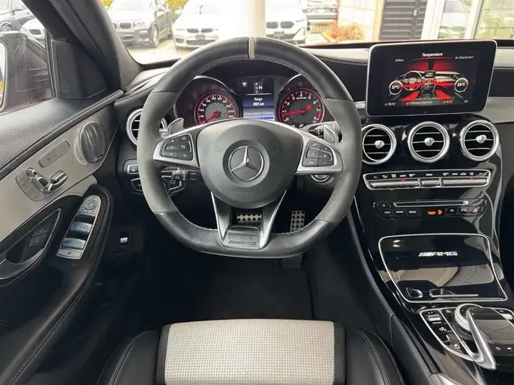 Mercedes-Benz C 63 AMG S| BURMESTER| HUD| 360| PANO| CARFAX| , снимка 12 - Автомобили и джипове - 55466362