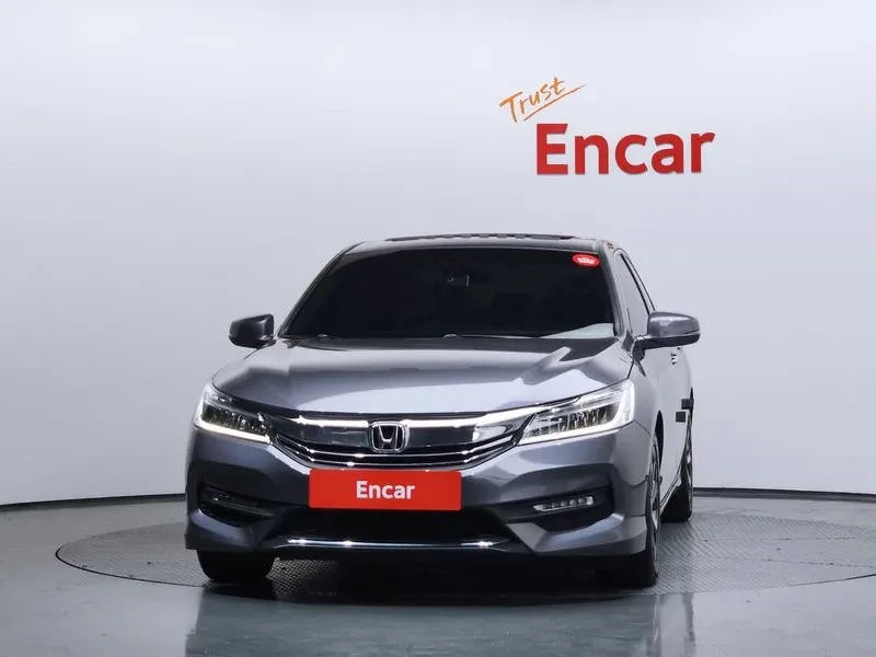 Honda Accord 2.4, снимка 3 - Автомобили и джипове - 55558068