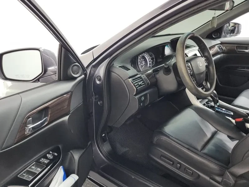 Honda Accord 2.4, снимка 10 - Автомобили и джипове - 55558068