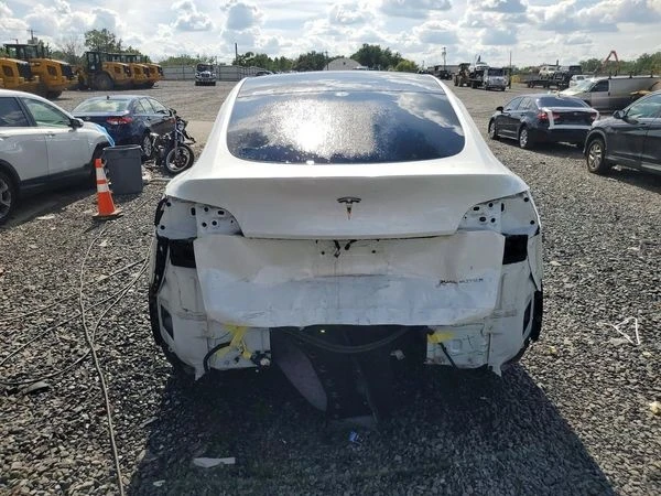 Tesla Model Y, снимка 7 - Автомобили и джипове - 56117832