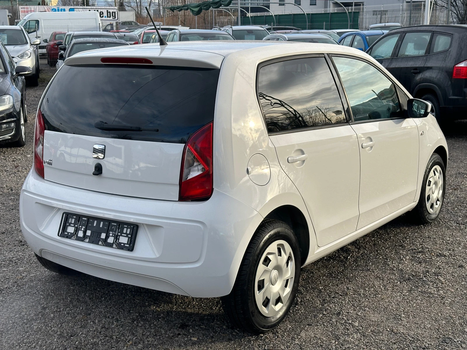 Seat Mii 1.0i * * СЕРВИЗНА ИСТОРИЯ* * * * ПЕРФЕКТНА* *  - изображение 4