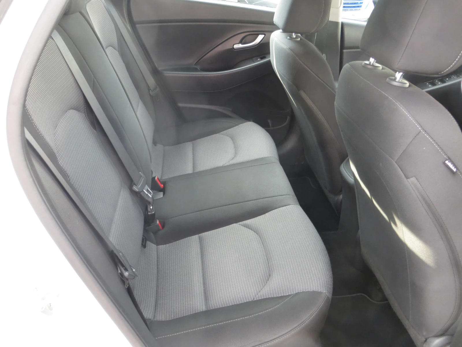 Hyundai I30 1, 6 CRDI euro 6b | Mobile.bg   13