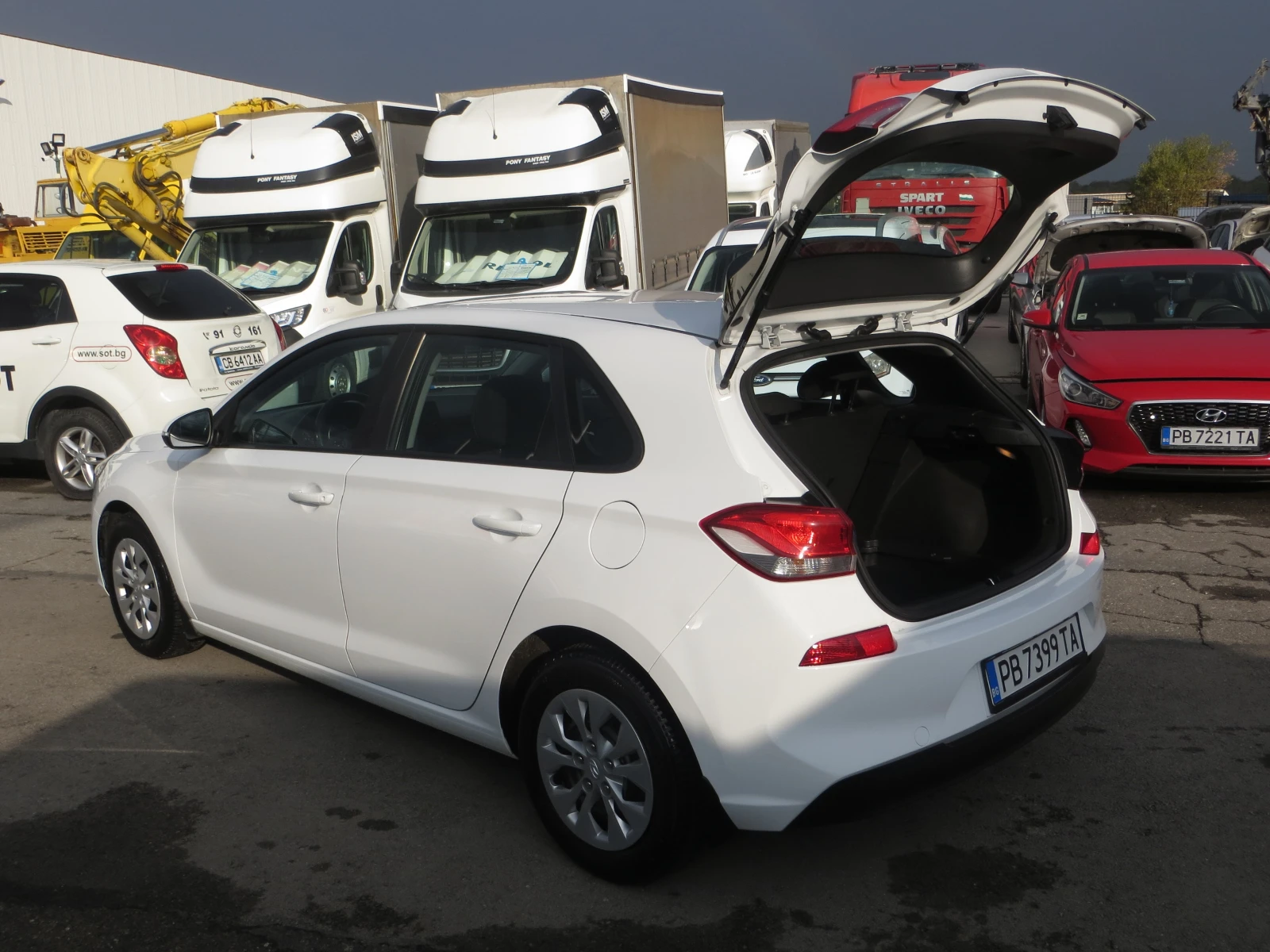 Hyundai I30 1, 6 CRDI euro 6b | Mobile.bg   15