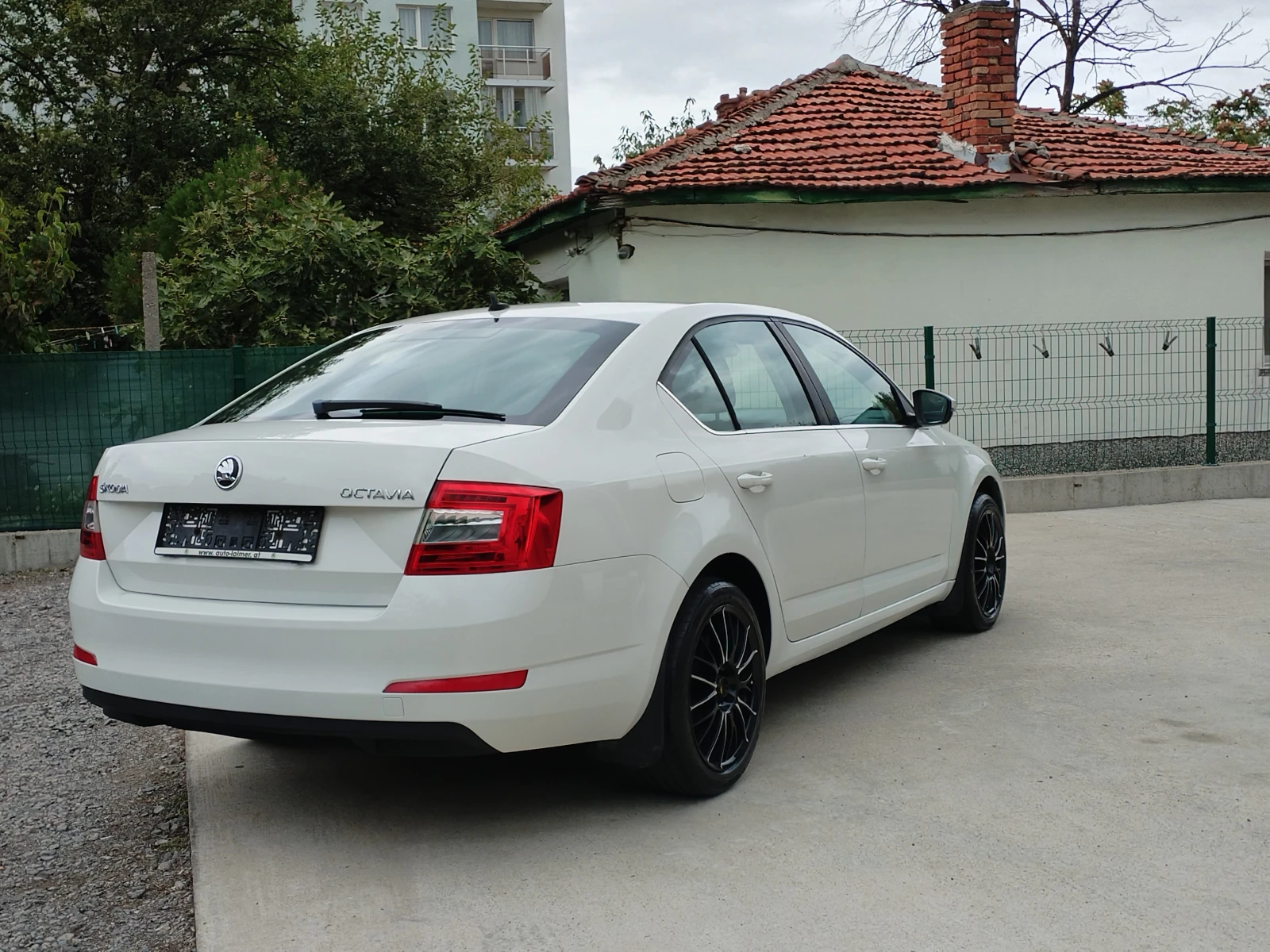 Skoda Octavia 1.6TDI DSG - изображение 3