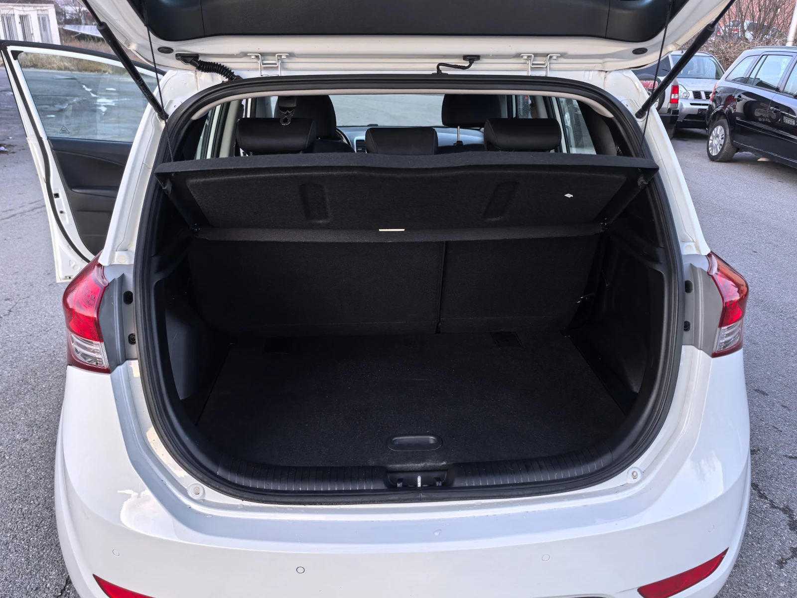 Hyundai Ix20 | Mobile.bg   13