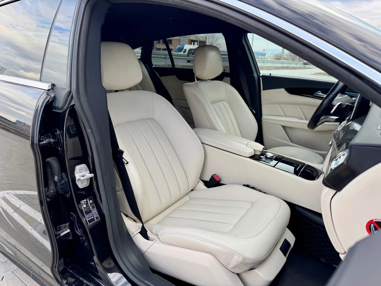 Mercedes-Benz CLS 350 AMG-4MATIC----BLIND-CAMER | Mobile.bg   13