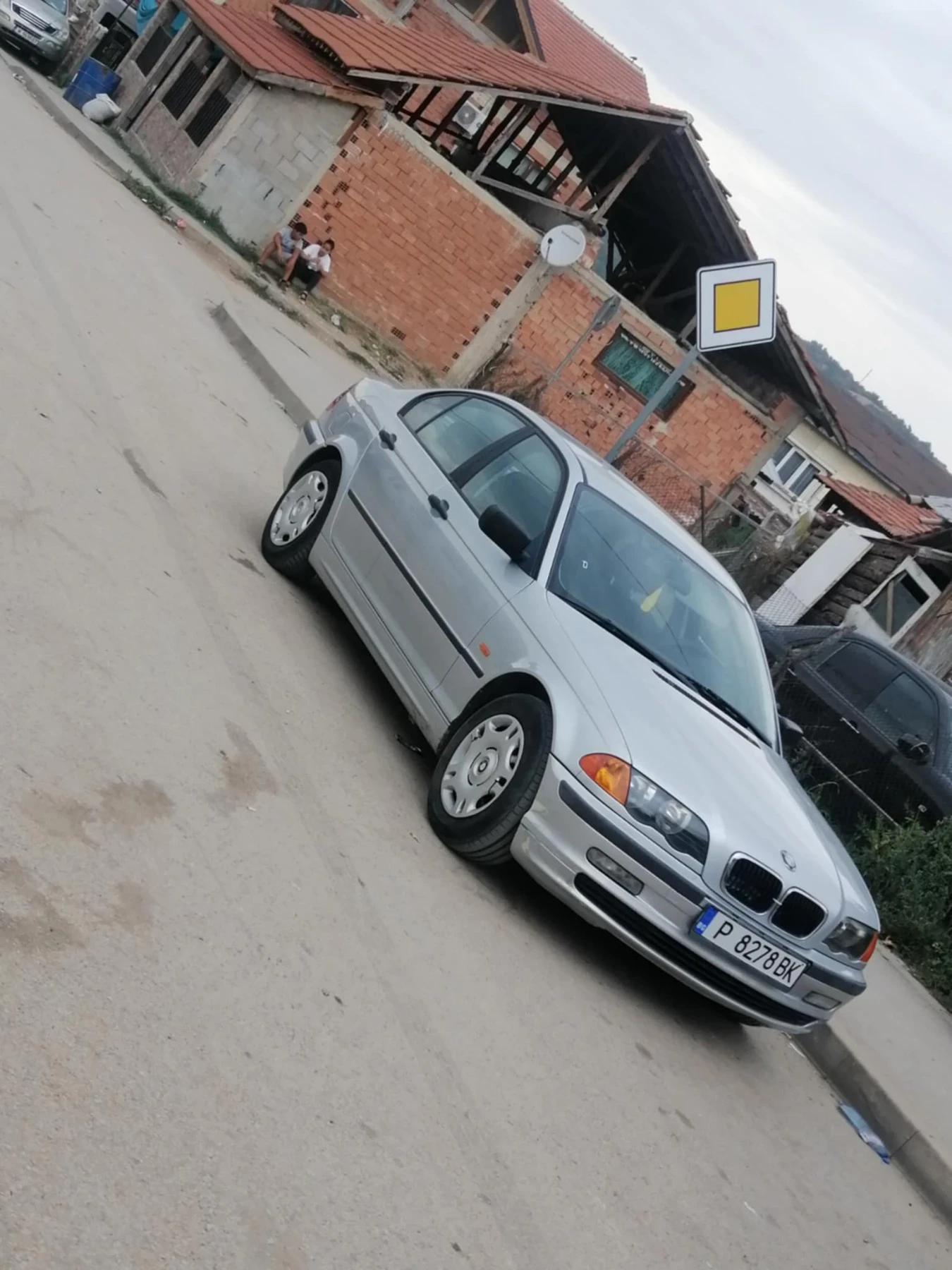 BMW 318  - изображение 4