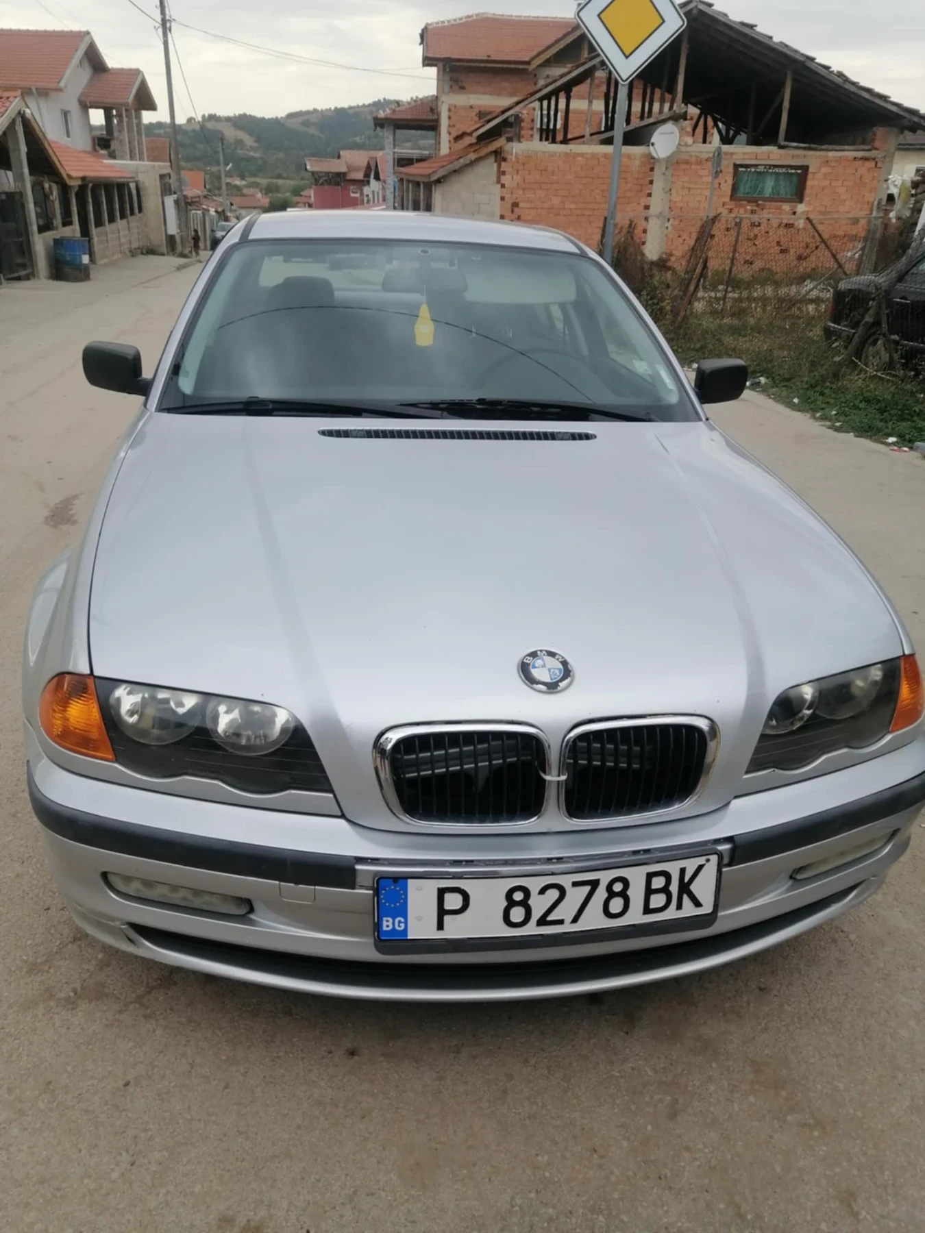 BMW 318  - изображение 2