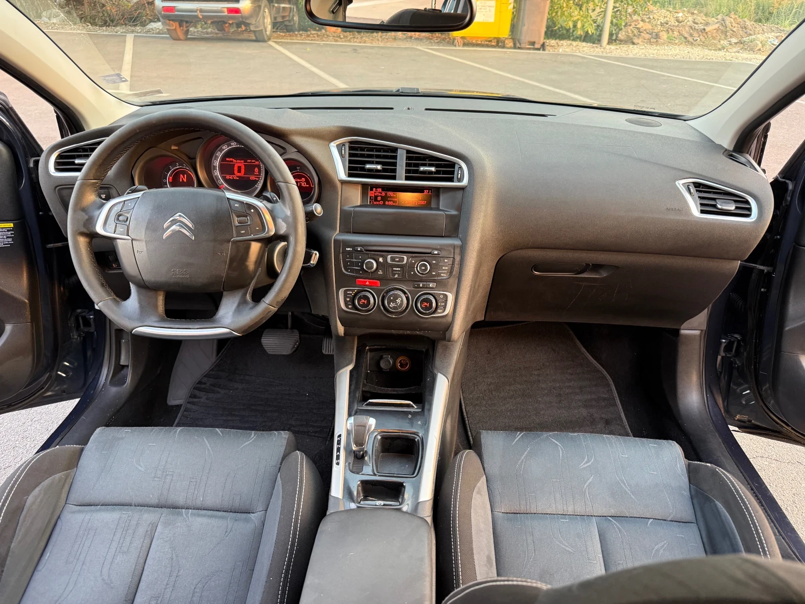 Citroen C4 1, 6 HDI  - изображение 9