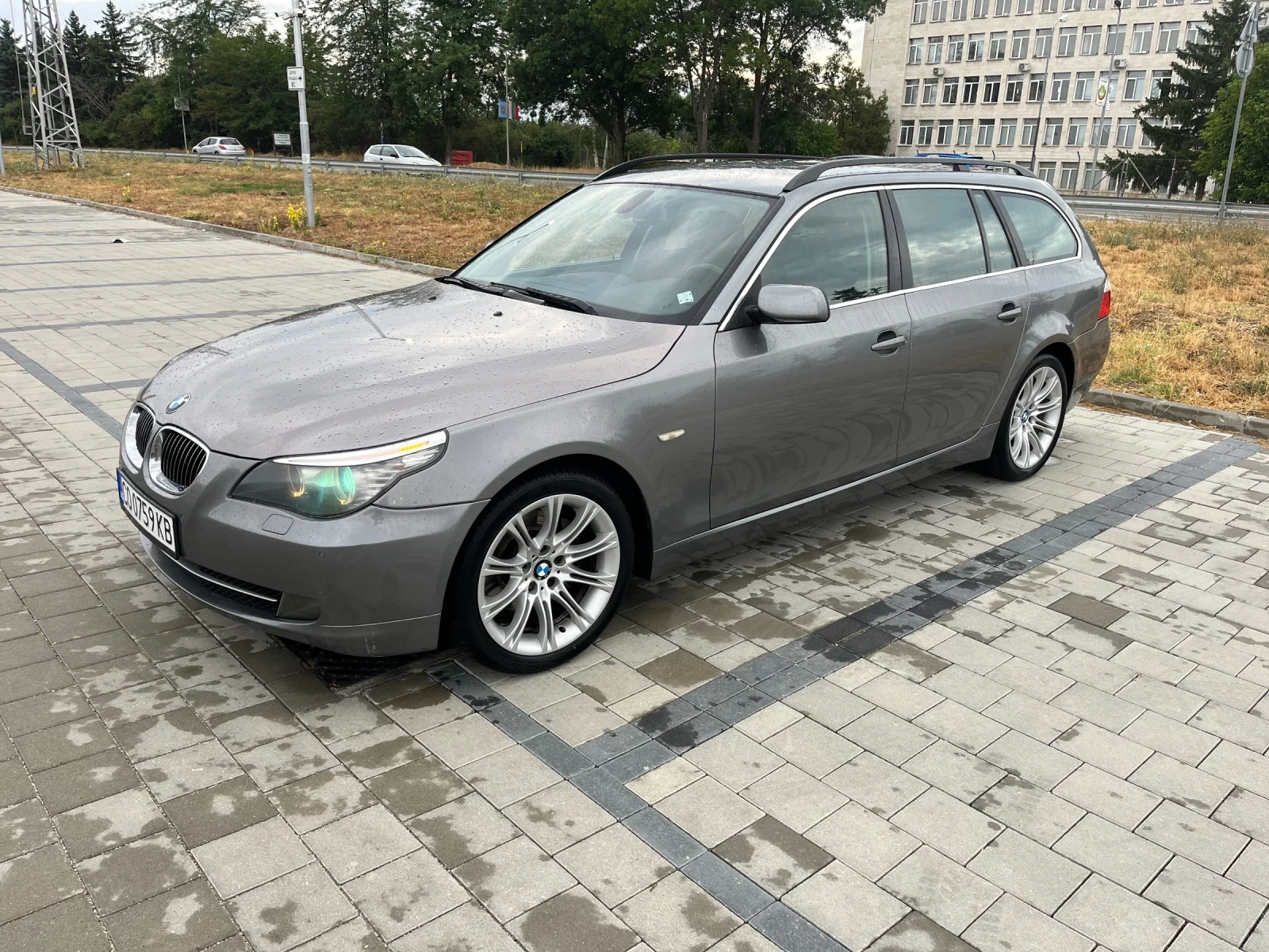 BMW 530 E61/3.0D - изображение 9