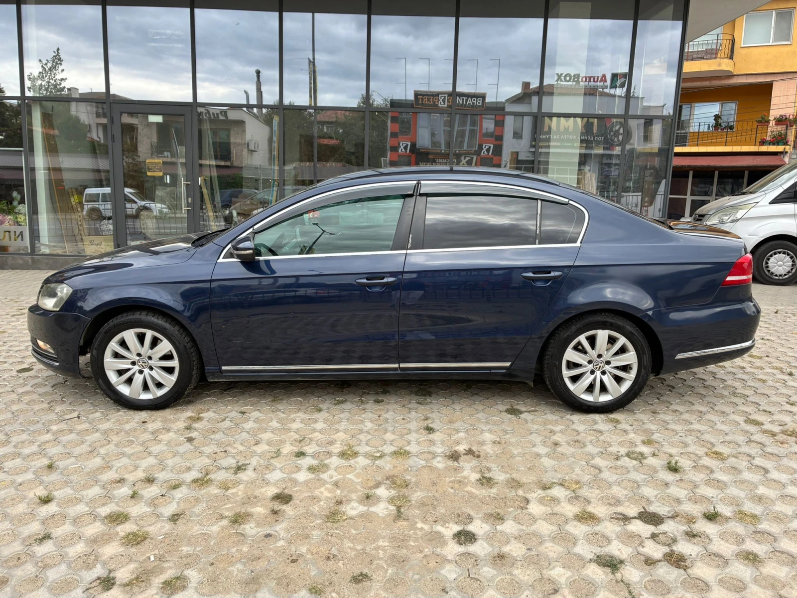 VW Passat VW Passat 2.0TDI 140kc DSG Top | Mobile.bg   5