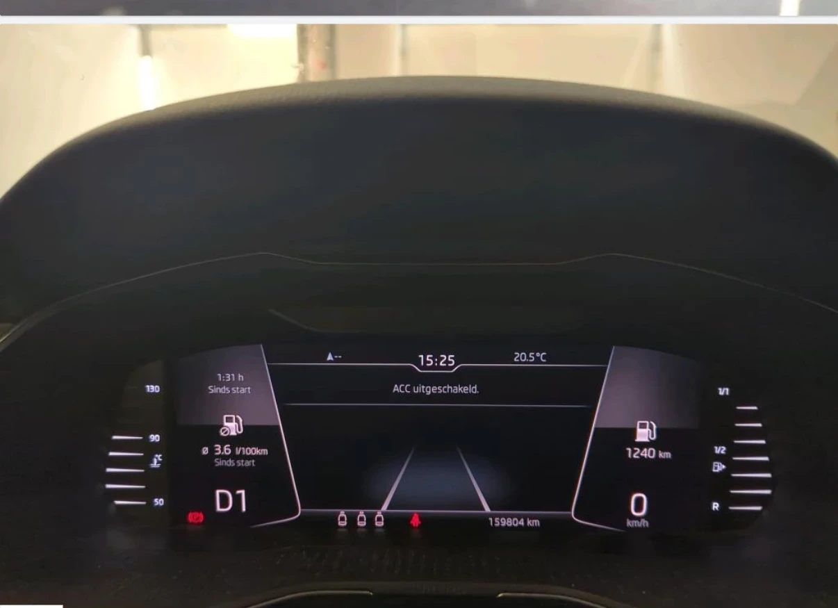 Skoda Superb 2, 0 TDI, 2020 г. - изображение 7