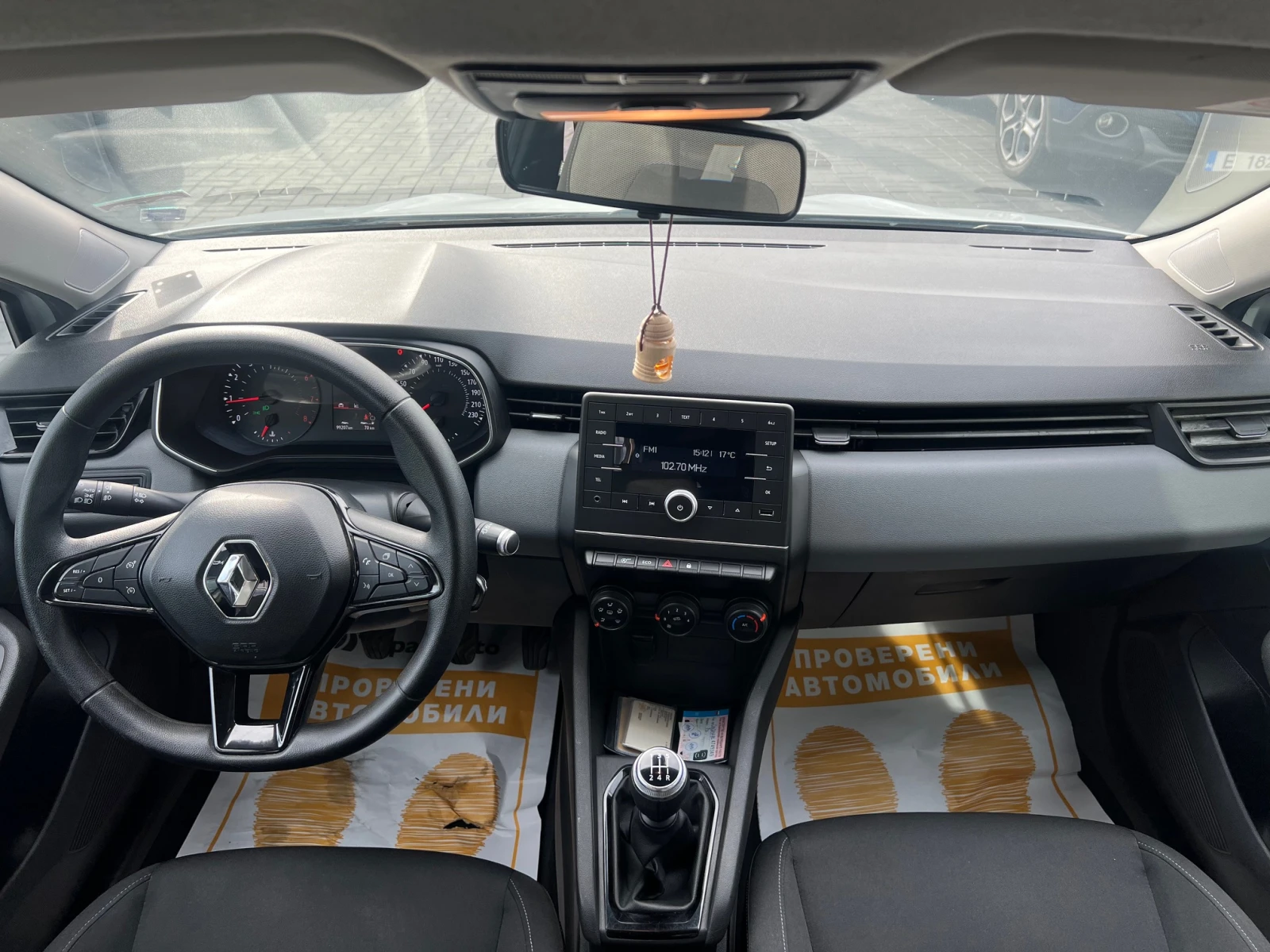 Renault Clio 1.0TCe/ 100к.с - изображение 9