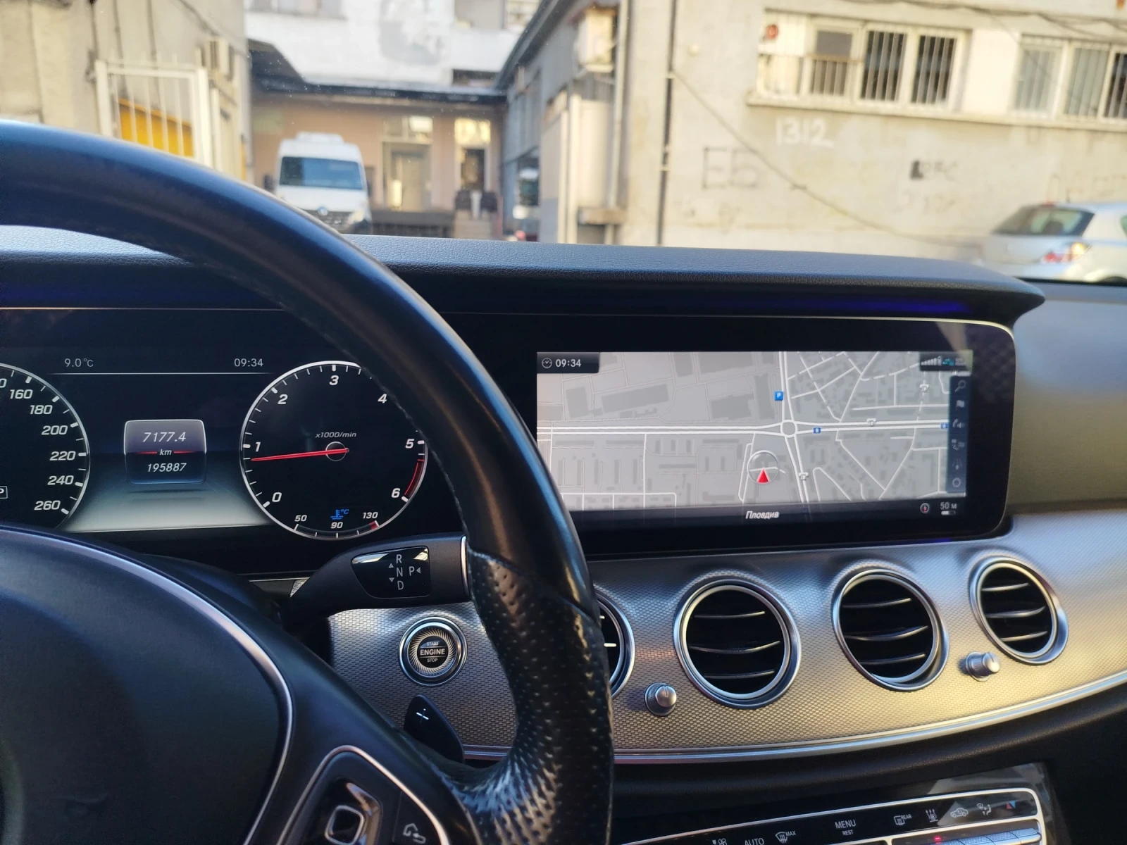 Mercedes-Benz E 220 2.2 cdi 4matik - изображение 10